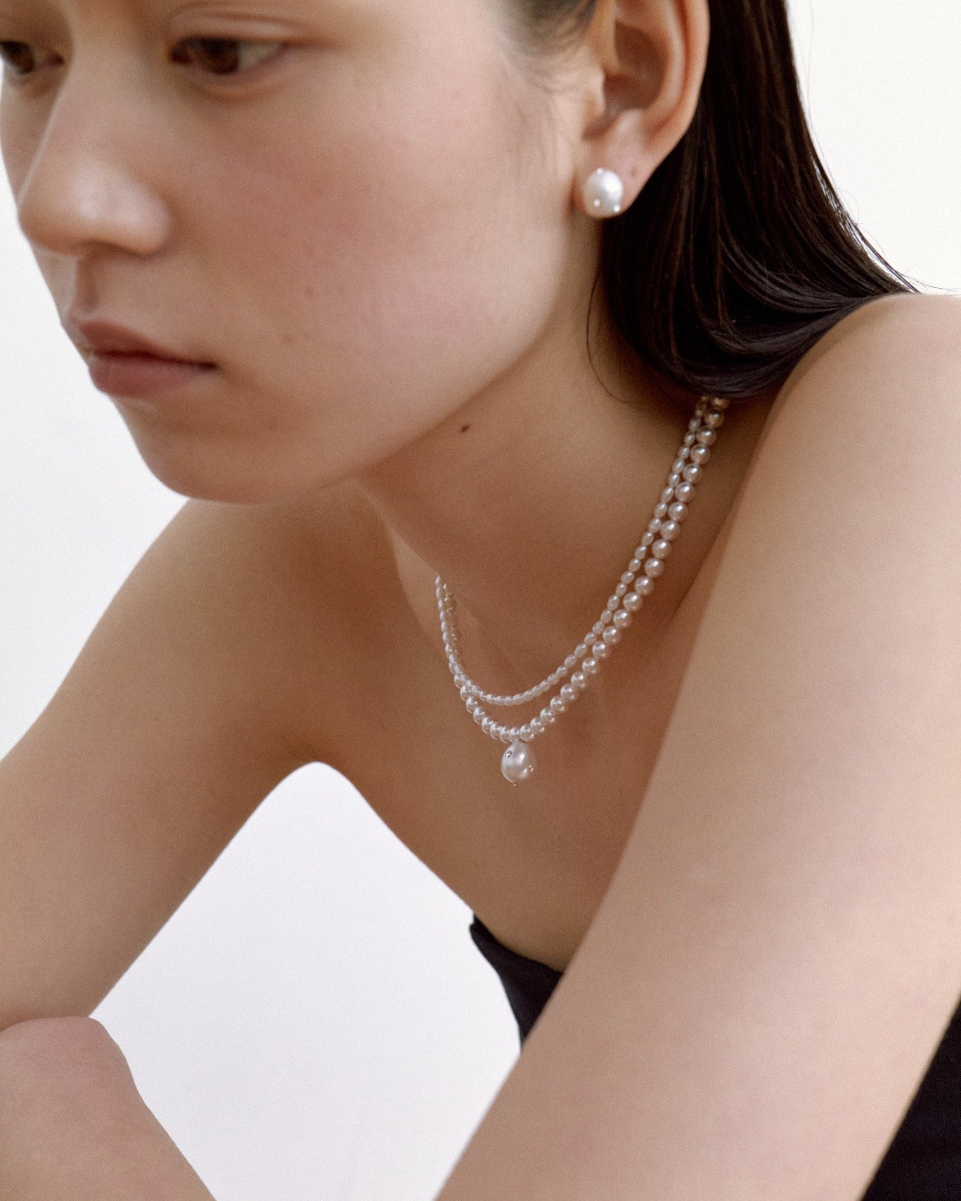 Tiny Oval Pearl Necklace