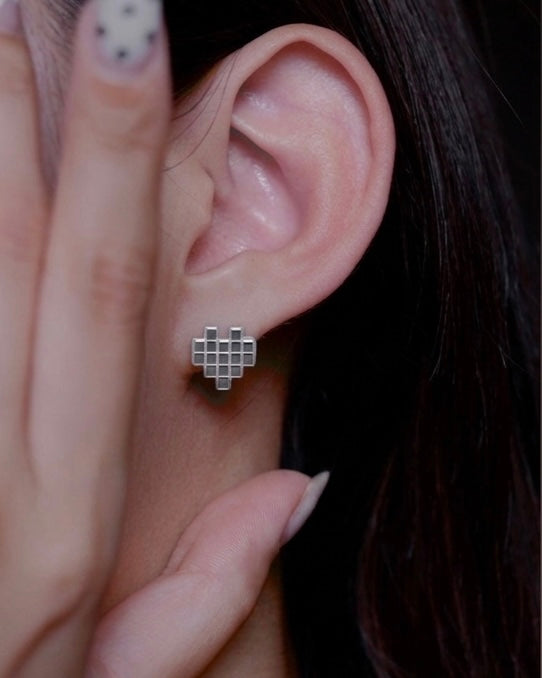Pixel heart earrings
