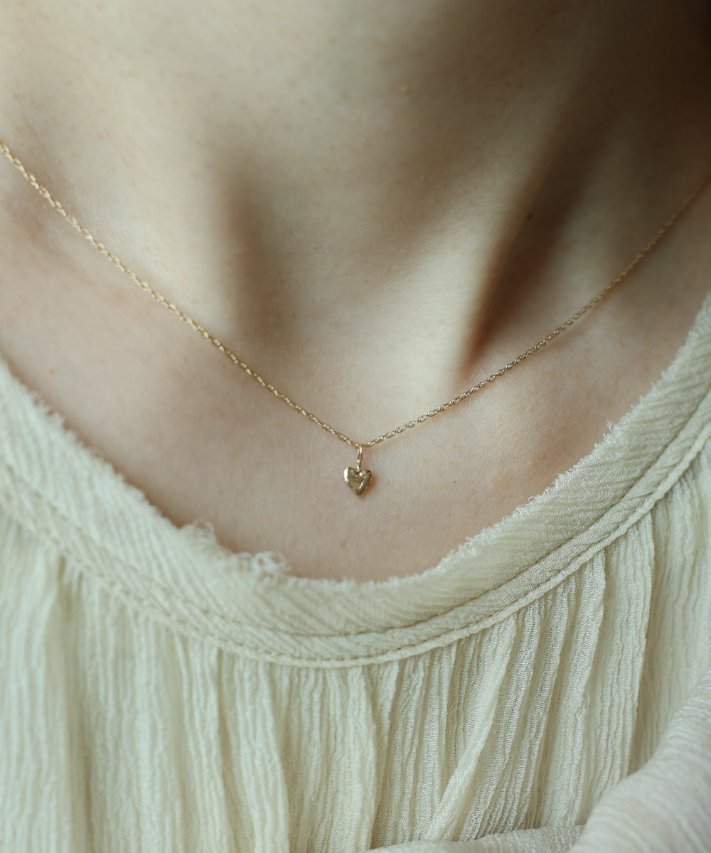 14k Mini Vintage heart Necklace