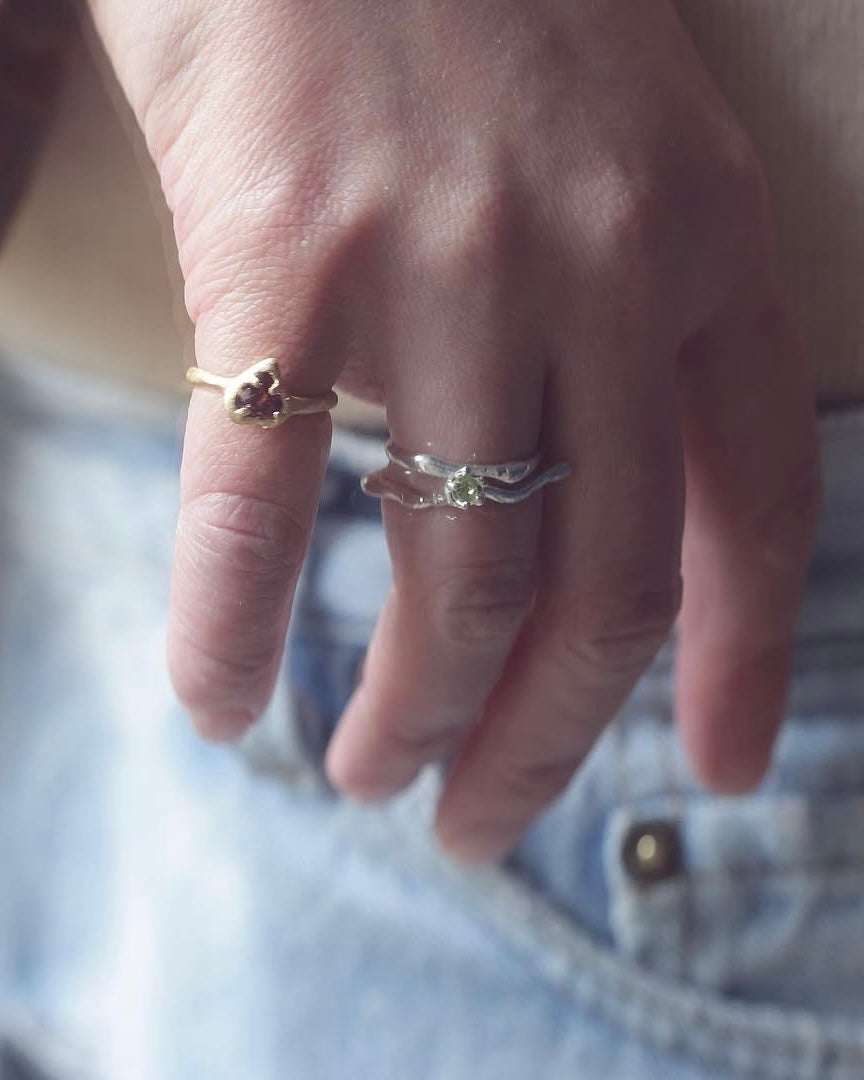 Heart garnet ring