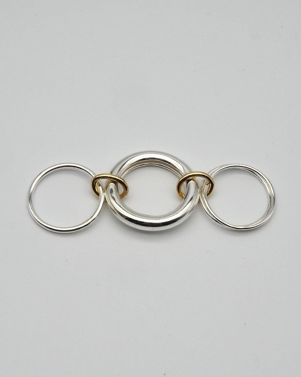 Four hoops ring