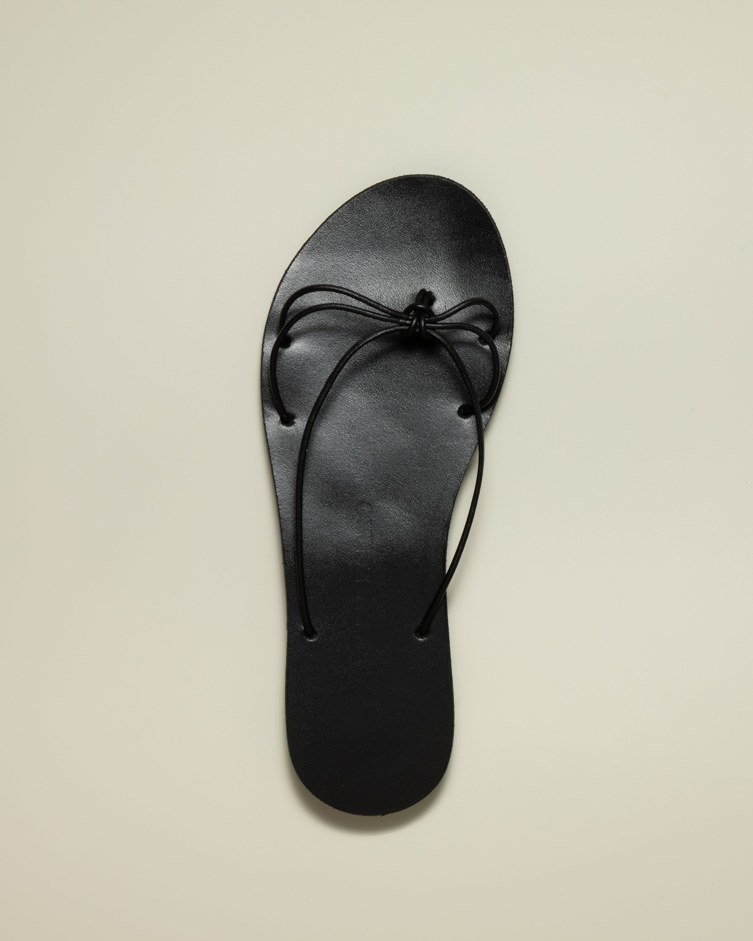 WINONA slide — black leather