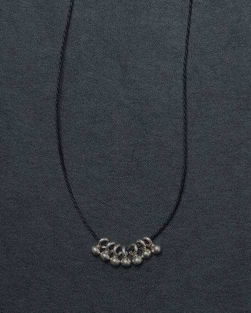 FROM DOT TO LINE Necklace