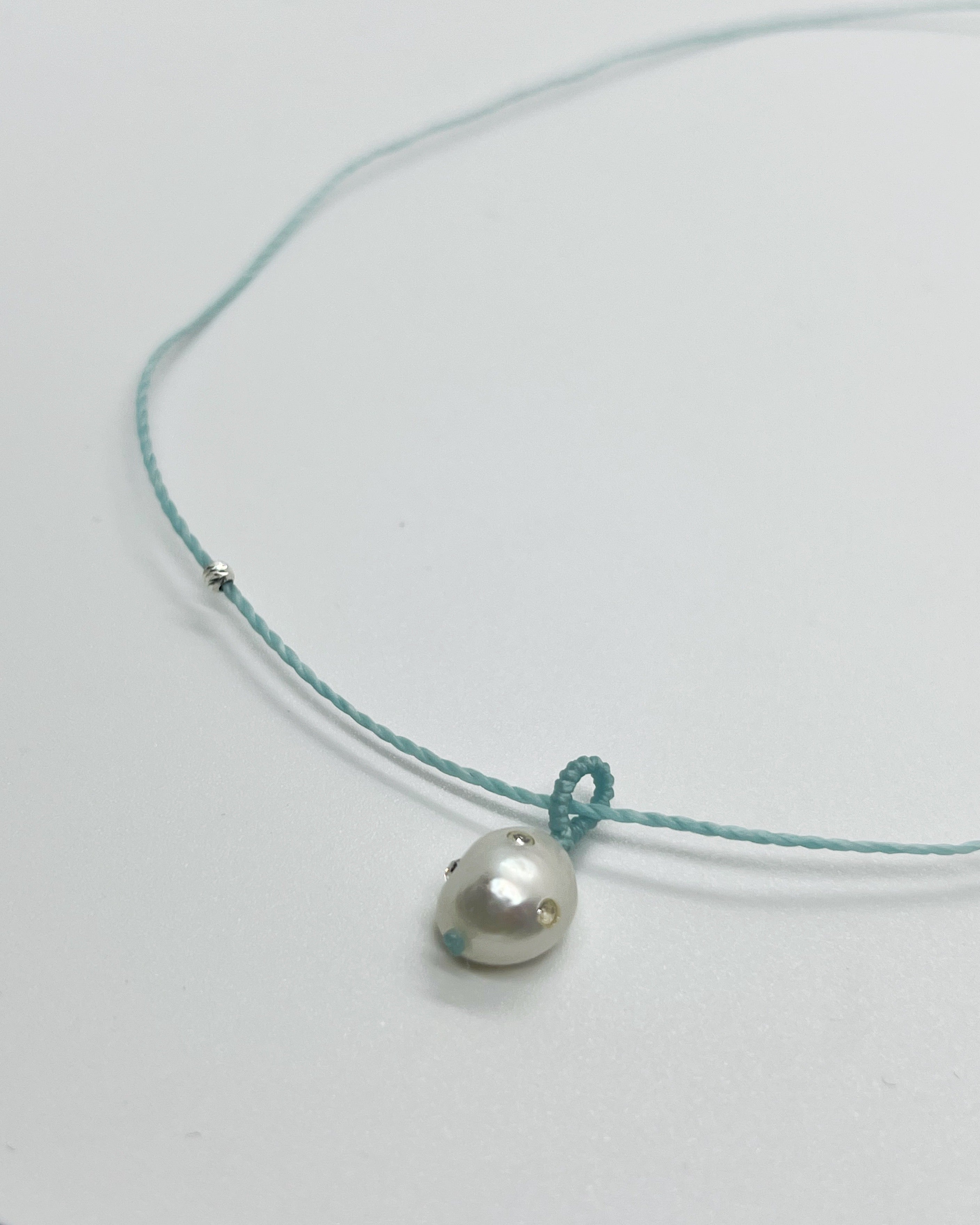 Irregular polkadots charm necklace, Turquoise