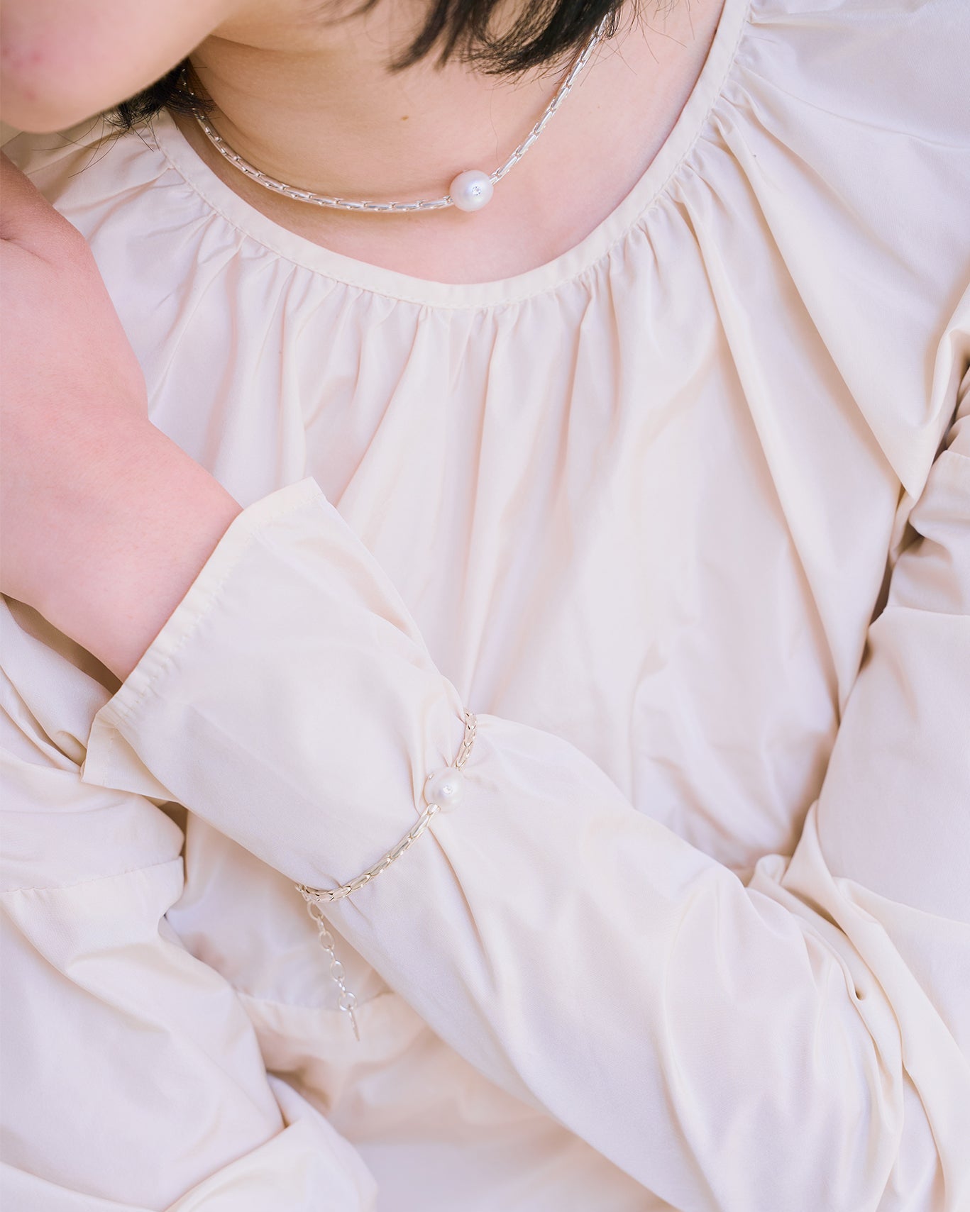 Polkadots Bone Chain Necklace