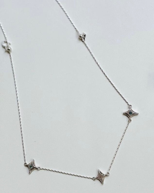 Three stars necklace