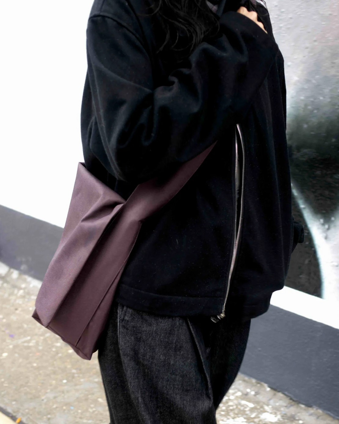 Pre order | Messenger bag / size L