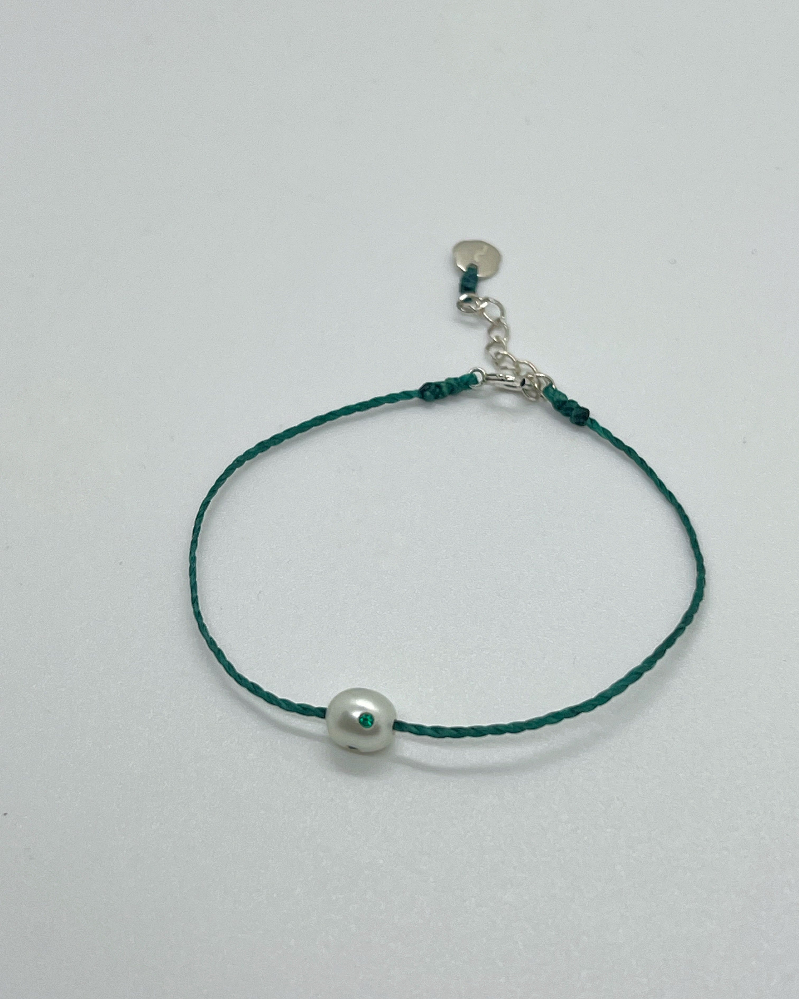Polkadots string bracelet, Green