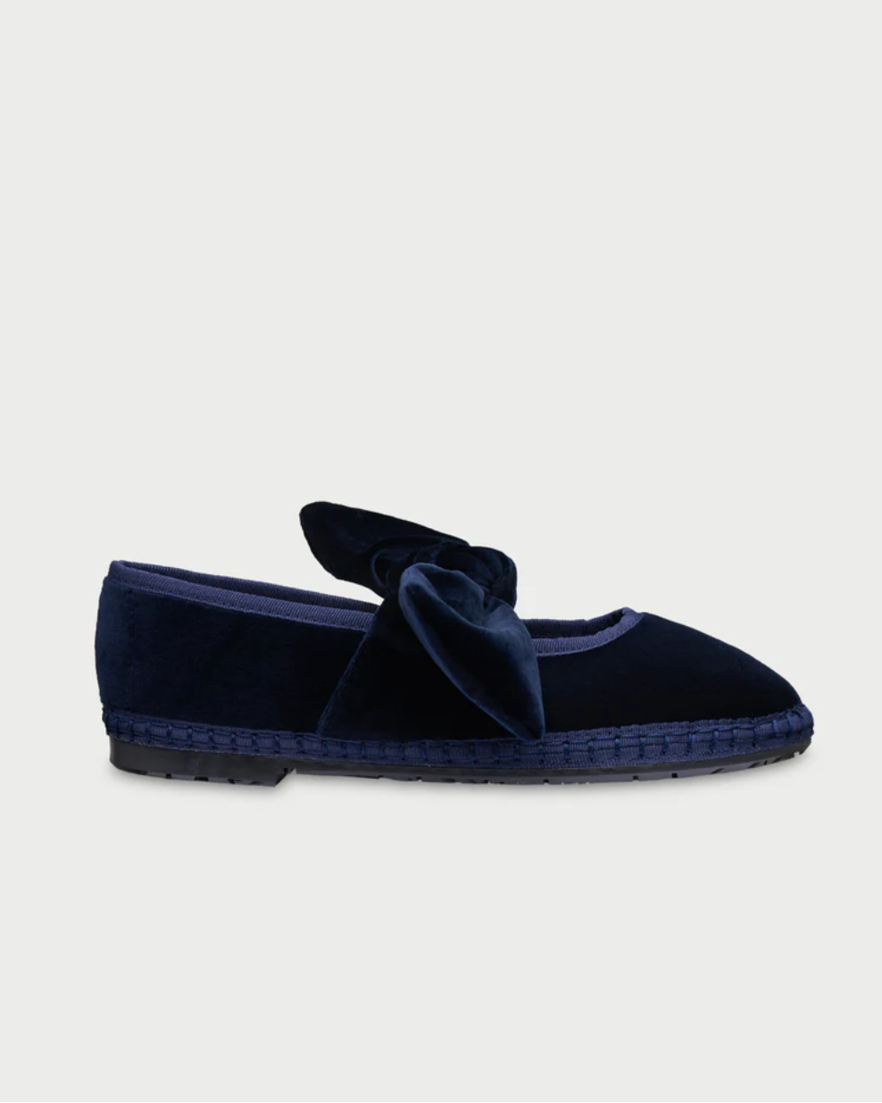 Lyra navy ballet shoes