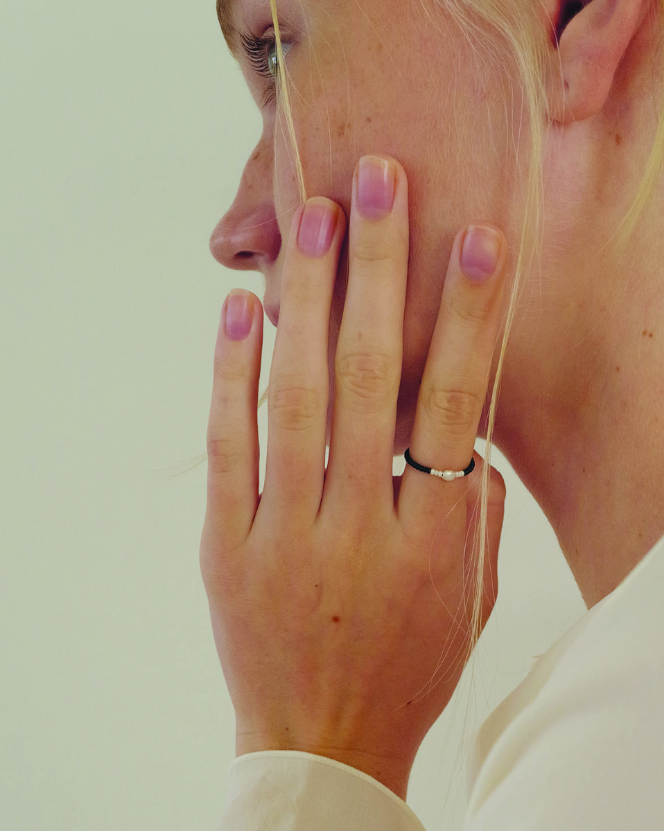 Mini Pearl Ring