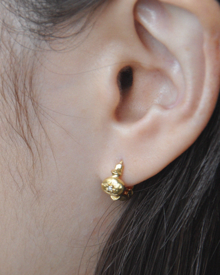 Little diamond earrings ( 925 silver , 14K gold plated)