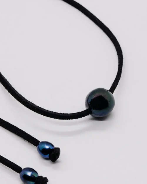 Baroque peacock black pearl choker ( Adjustable)