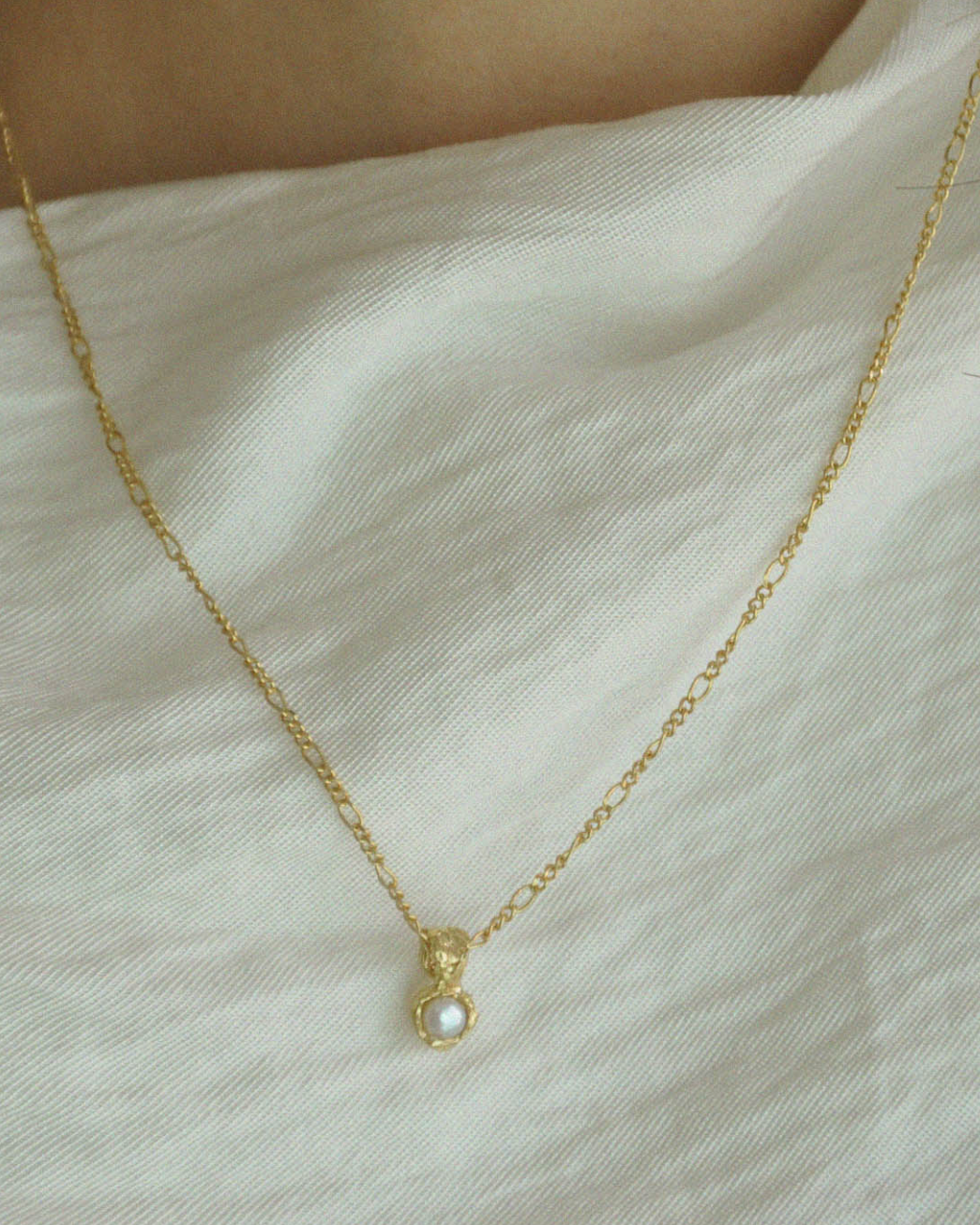Daily pearl necklace (silver version)