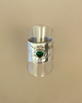Green heart ring