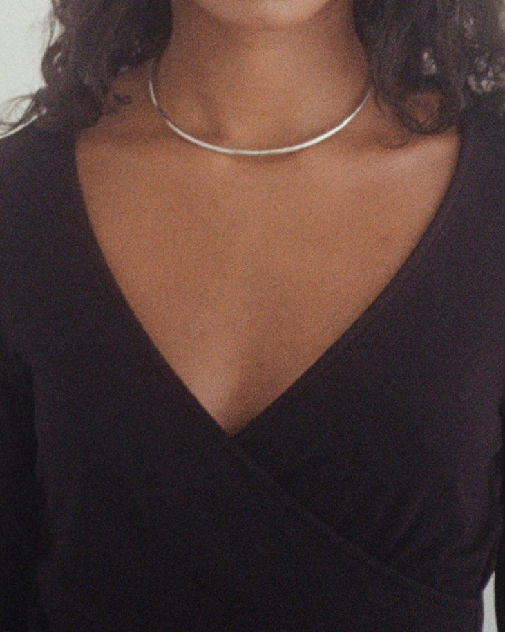 Silver collar choker necklace