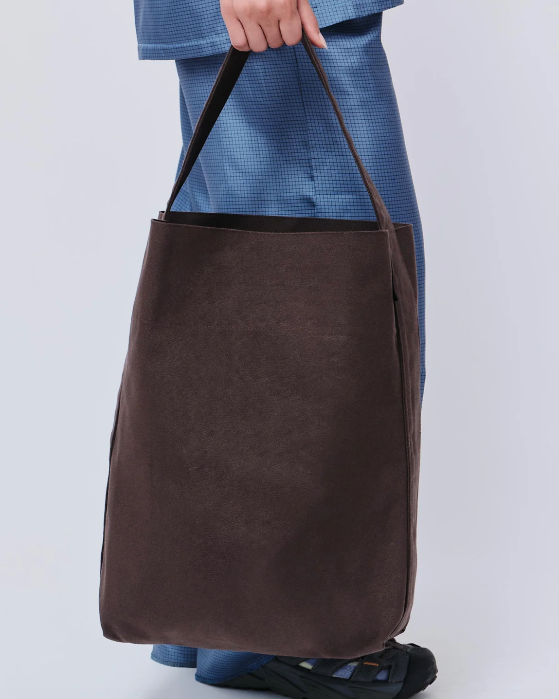 Tote in Brown (Water Repellent Cotton)