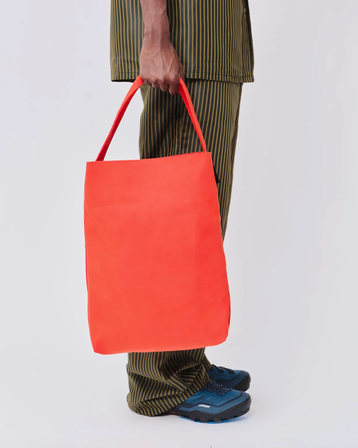 Tote in Orange (Water Repellent Cotton)