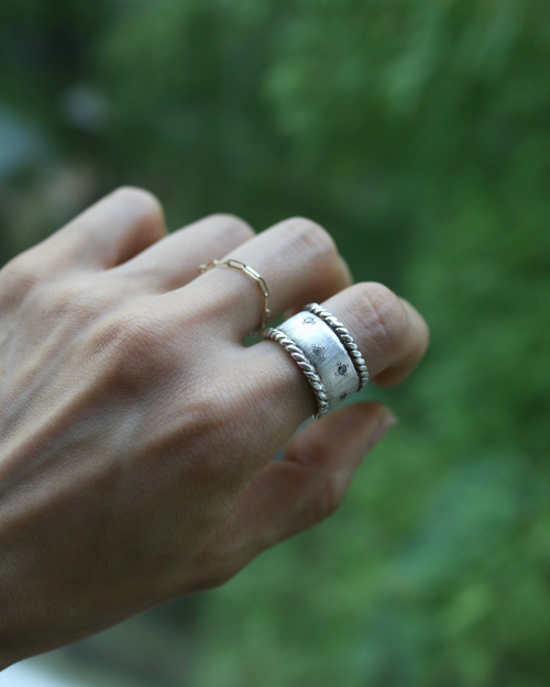 BAND RING