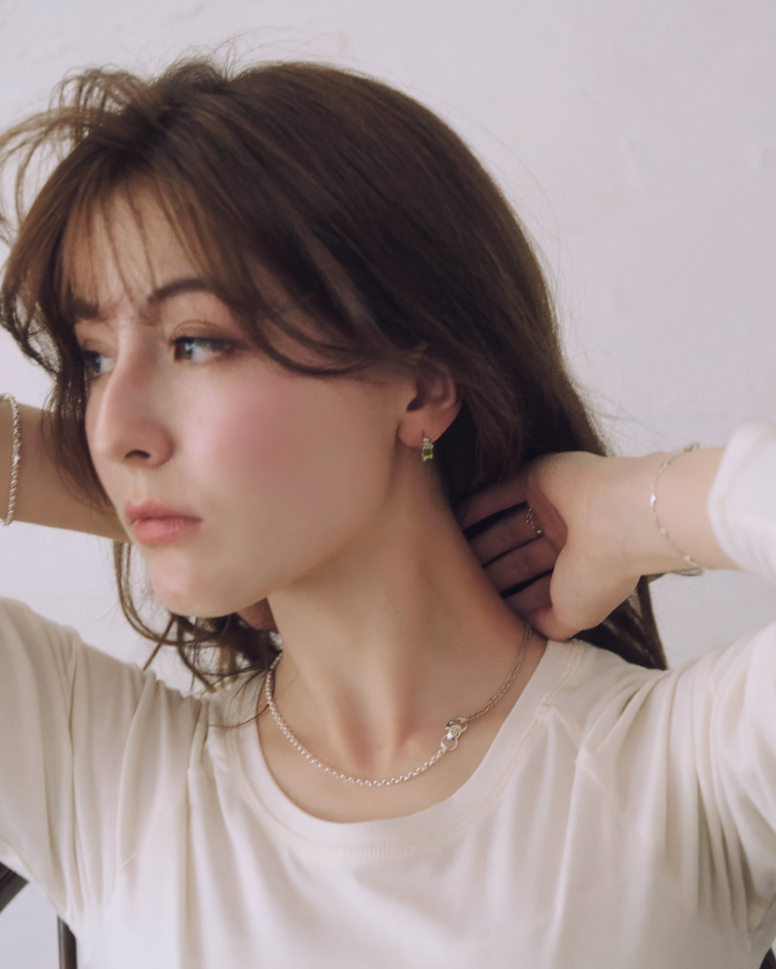 Wolla necklace